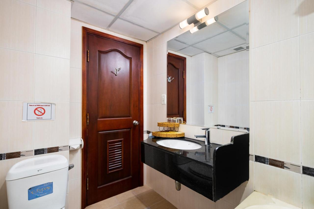 Lucasta Saigon Hotel Ho Chi Minh-stad Buitenkant foto