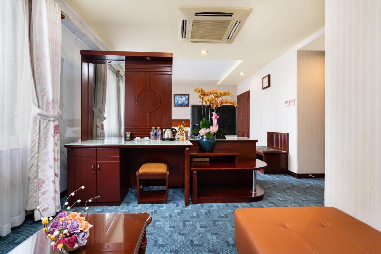 Lucasta Saigon Hotel Ho Chi Minh-stad Buitenkant foto